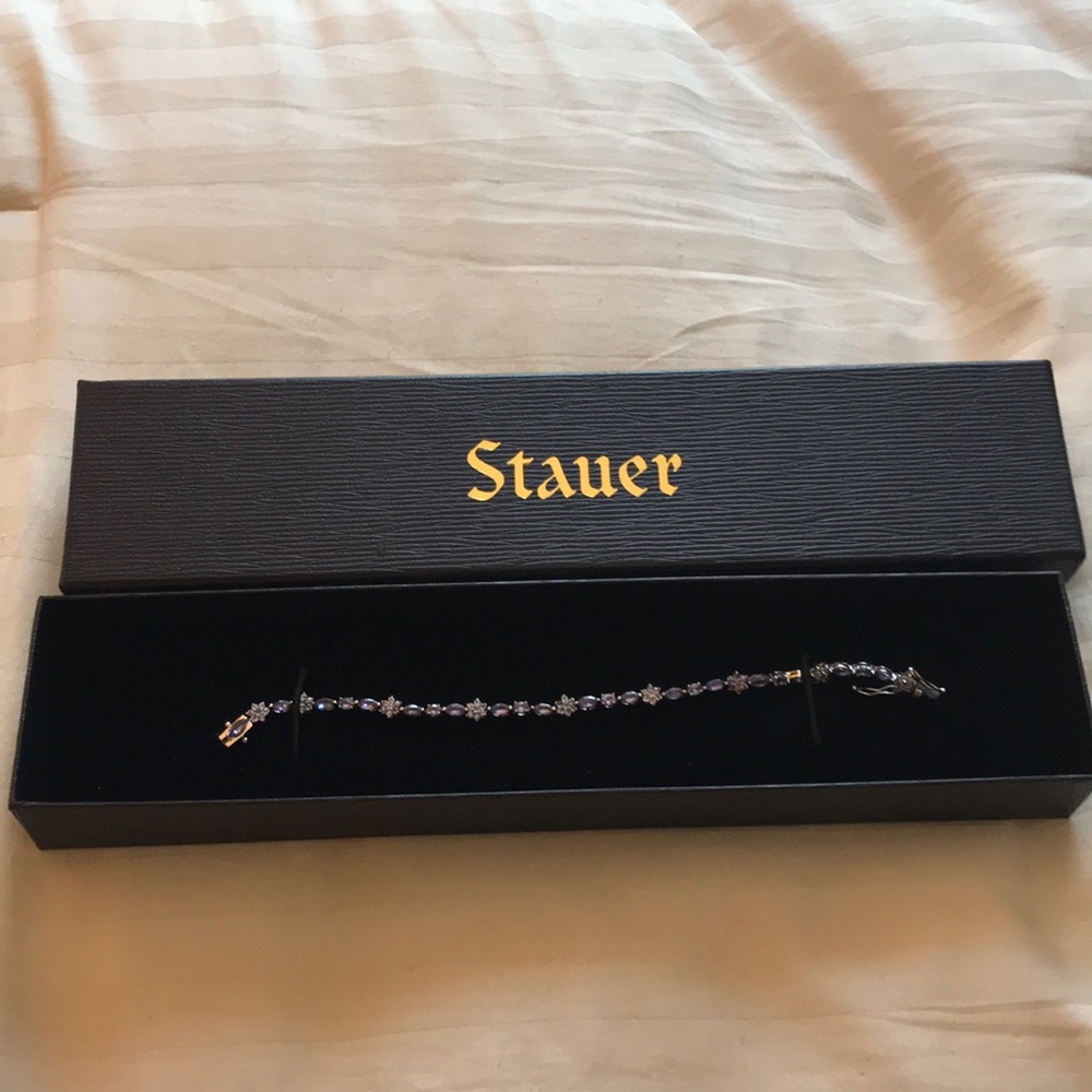 Stauer Necklace